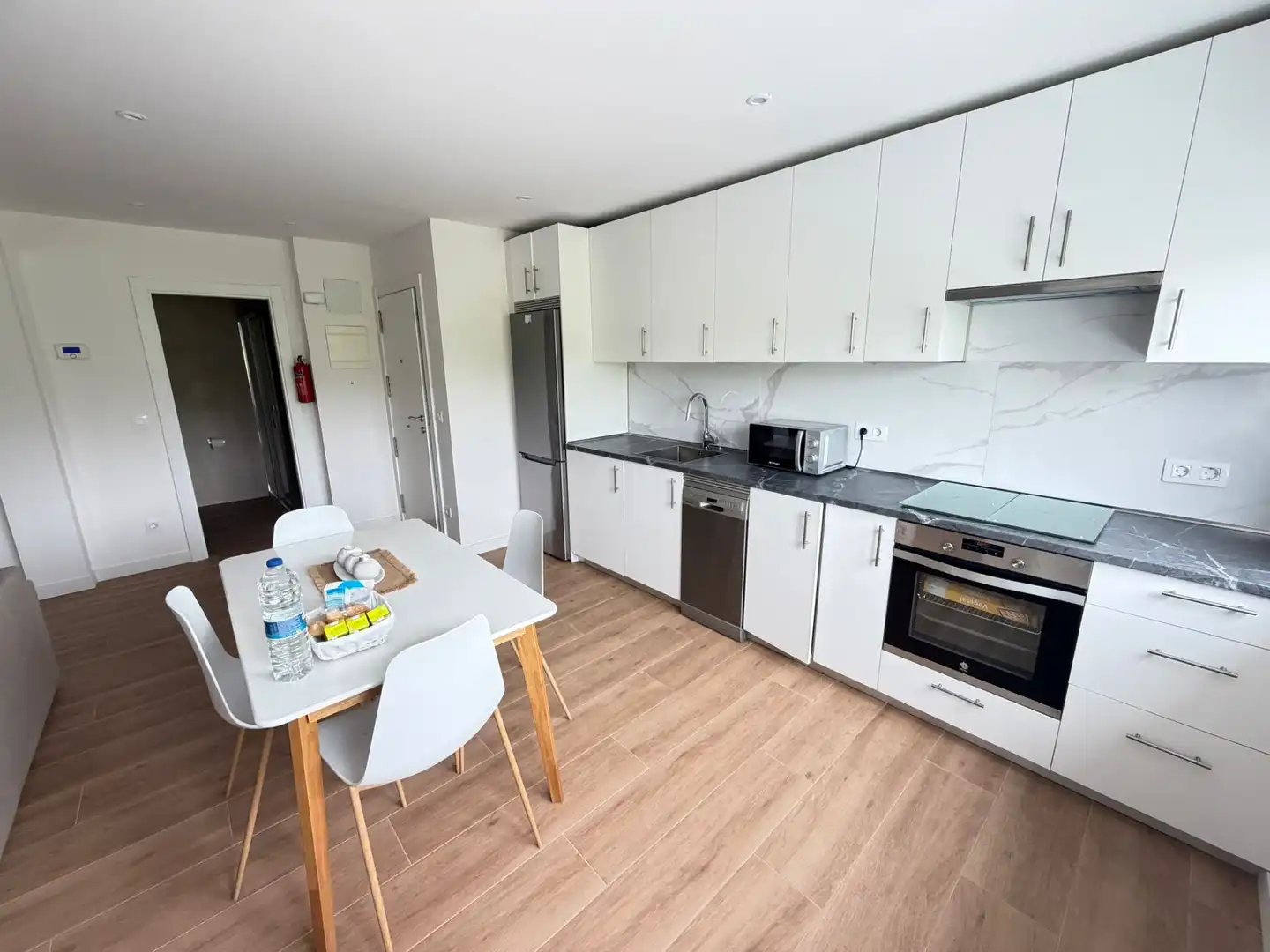 Cuina de Apartament de lloguer en Sopela amb Calefacció, Moblat i Forn