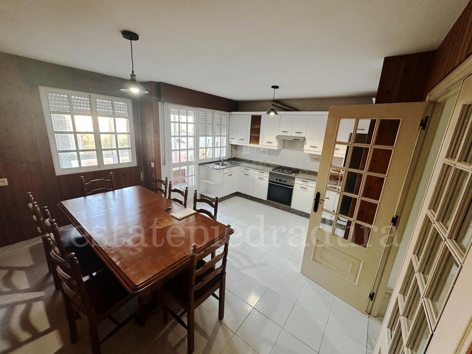 Küche von Wohnung zum Verkauf in O Grove   mit Möbliert, Ofen und Waschmaschine