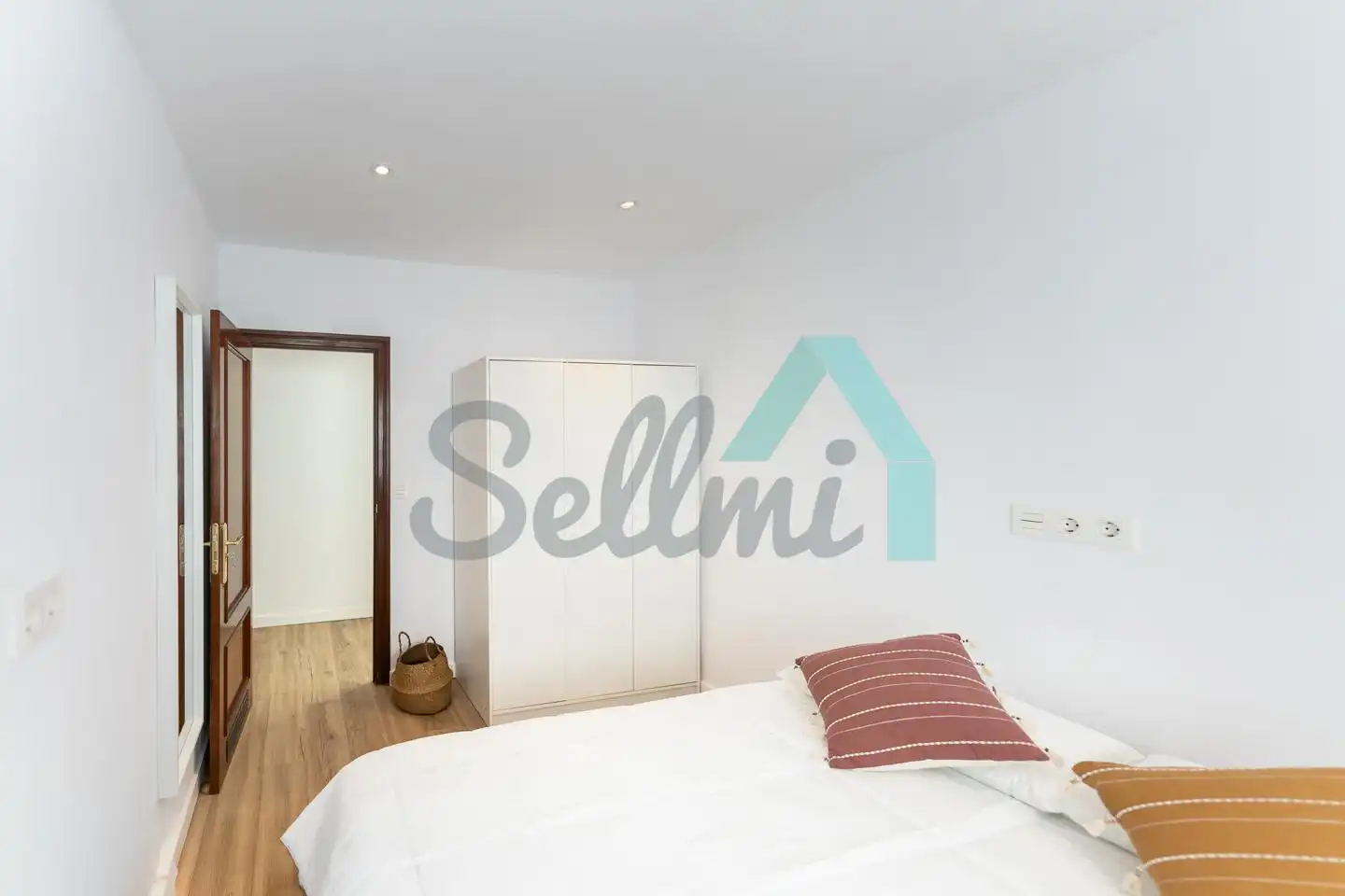Schlafzimmer von Wohnung zur untervermieten in Oviedo  mit Heizung, Möbliert und Internet