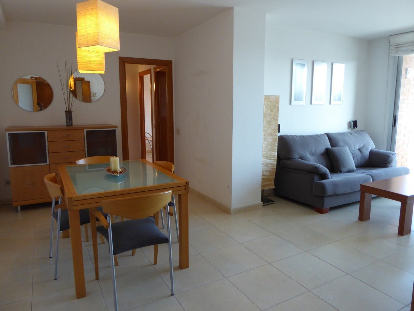 Living room of Flat for sale in Manresa  with Air Conditioner, Furnished and Balcony