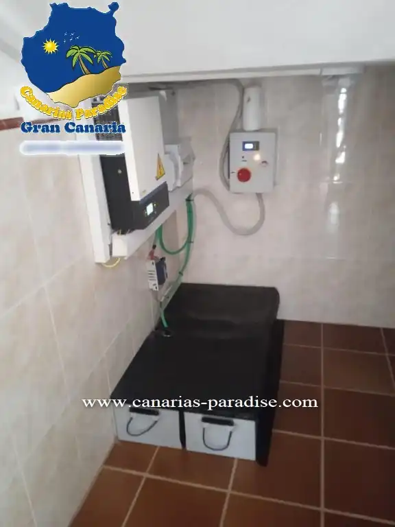 Badezimmer von Einfamilien-Reihenhaus zum Verkauf in Mogán mit Klimaanlage, Privatgarten und Möbliert