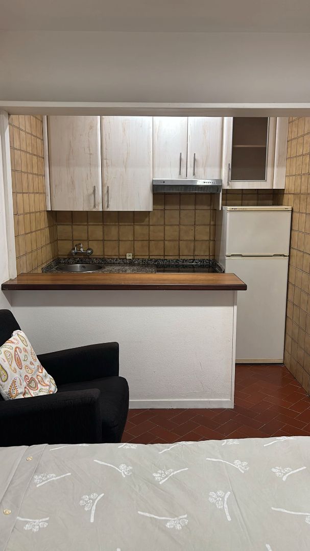 Kitchen of Study for rent in Vigo   with Heating and Furnished