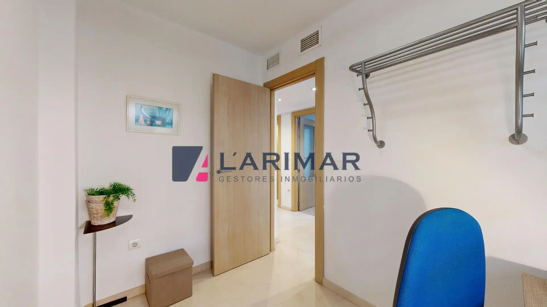 Casa adosada en venda en Alicante / Alacant amb Aire condicionat, Jardí privat i Terrassa