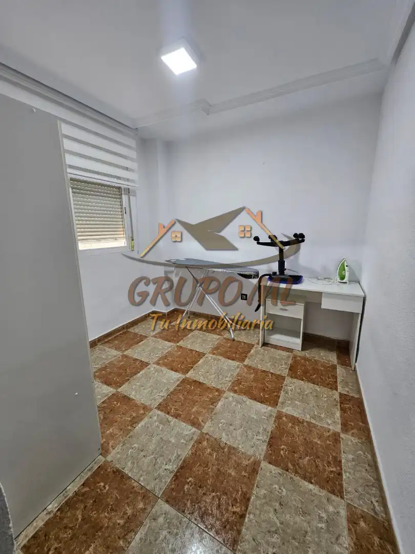 Wohnung zur Miete in Avenida de Andalucía, Valdeastillas - Fuentezuelas