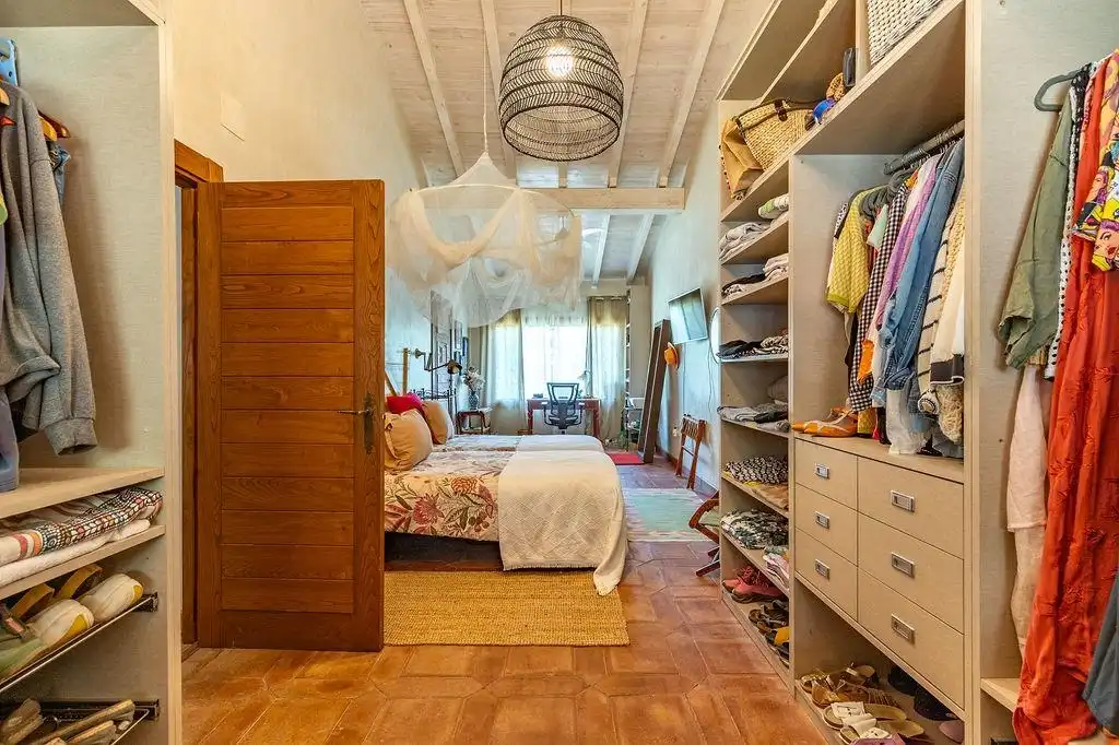 Habitación de Finca rústica en venta en Cuacos de Yuste con Jardín privado, Terraza y Piscina