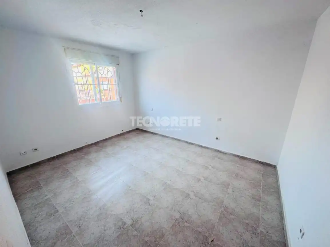 Habitación de Casa adosada en venta en Magán