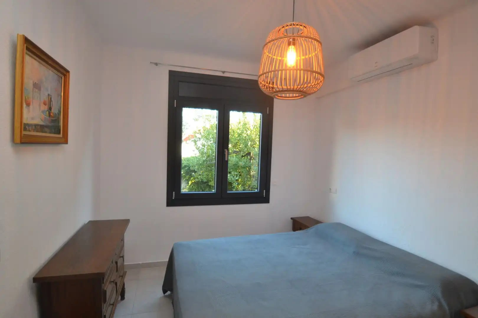 Dormitori de Casa o xalet en venda en Mont-roig del Camp amb Aire condicionat, Calefacció i Jardí privat