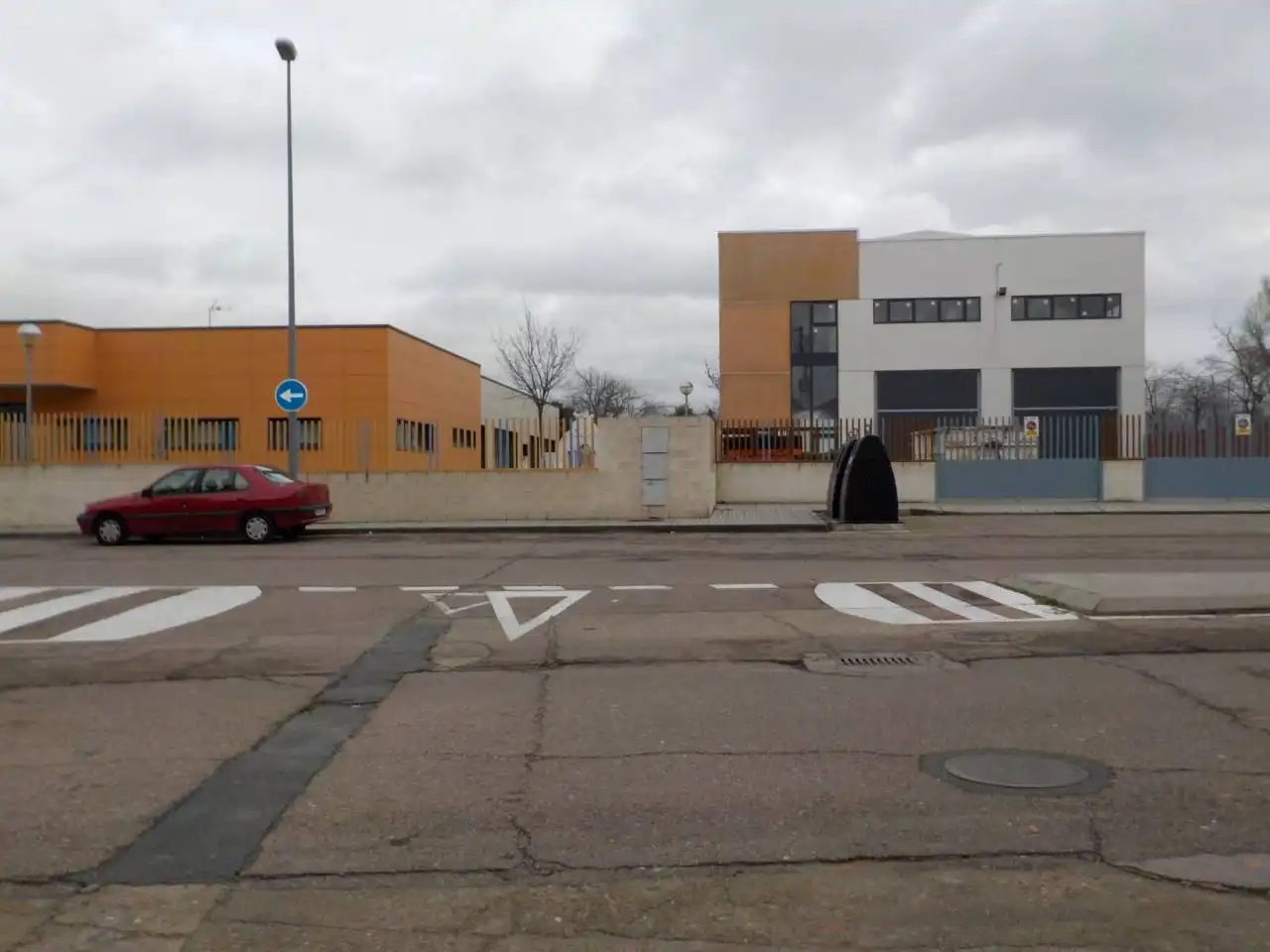Gemischtgenutztes Gebäude zum Verkauf in Calle VICENTE ALEXANDRE, imagen 13