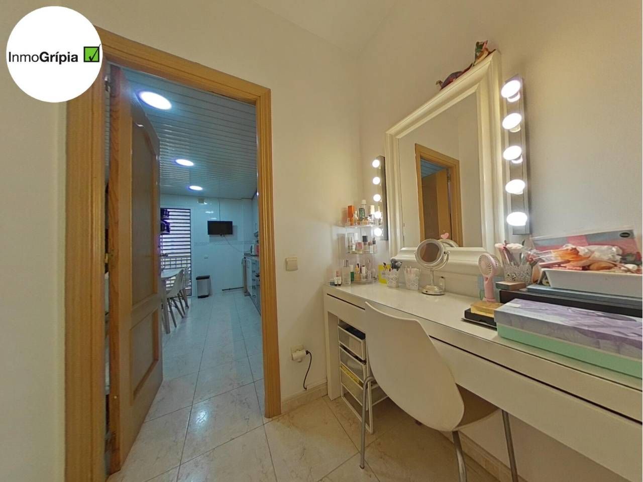 Bathroom of Flat for sale in Terrassa  with Air Conditioner, Heating and Terrace