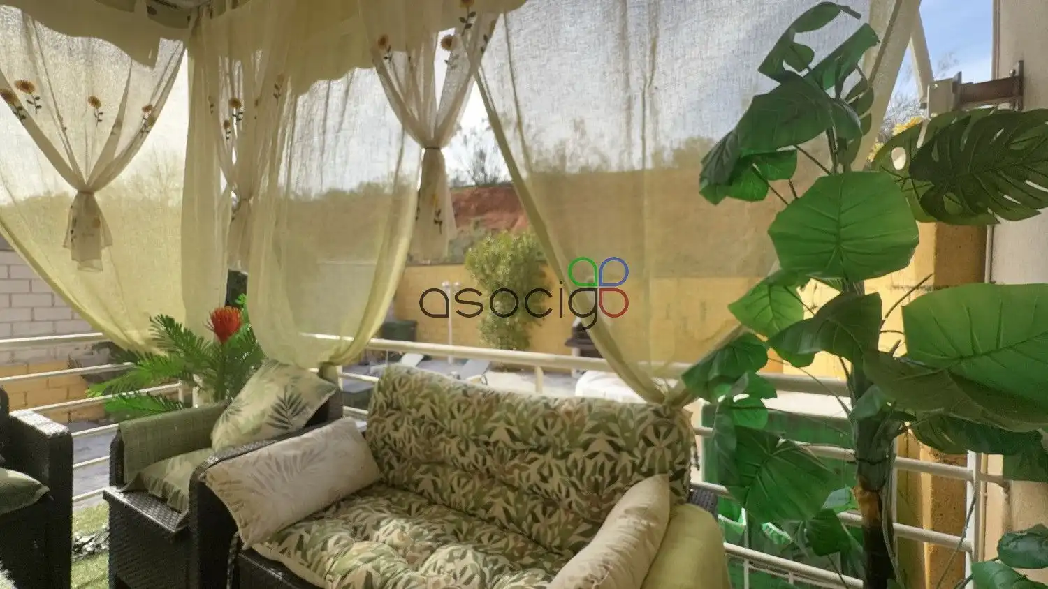 Terraza de Casa adosada en venta en Cabanillas del Campo con Calefacción, Jardín privado y Terraza