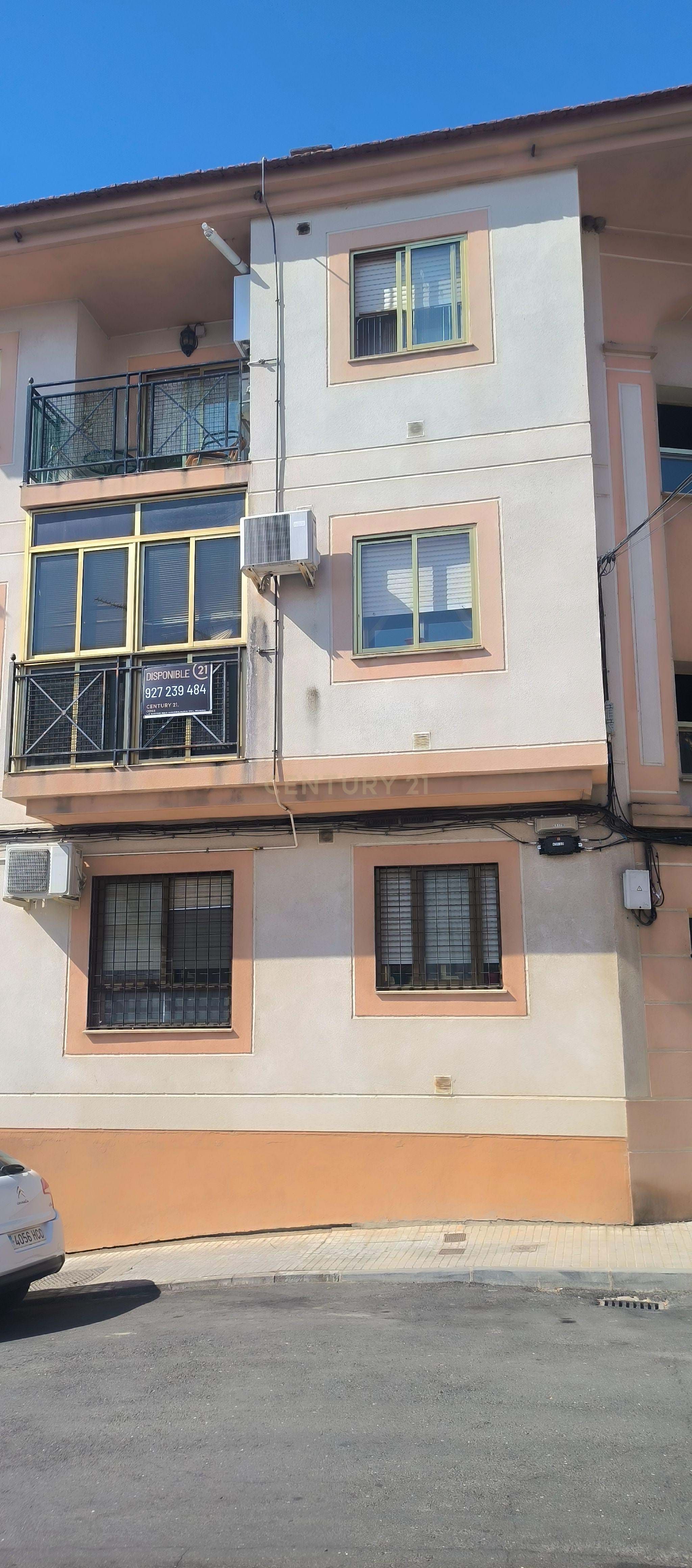 Exterior view of Flat for sale in Coria