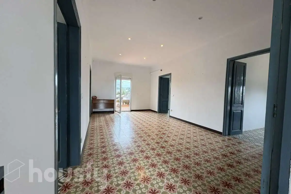 Houses for sale in Avenida Alt emporda, Bàscara