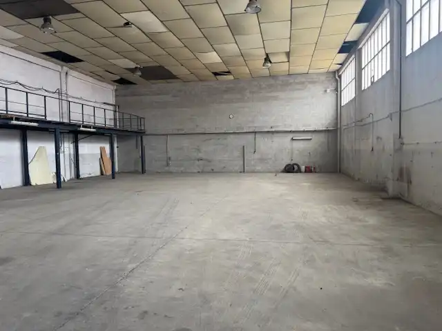 Industriegebäude zum Verkauf in Nord-est, imagen 5