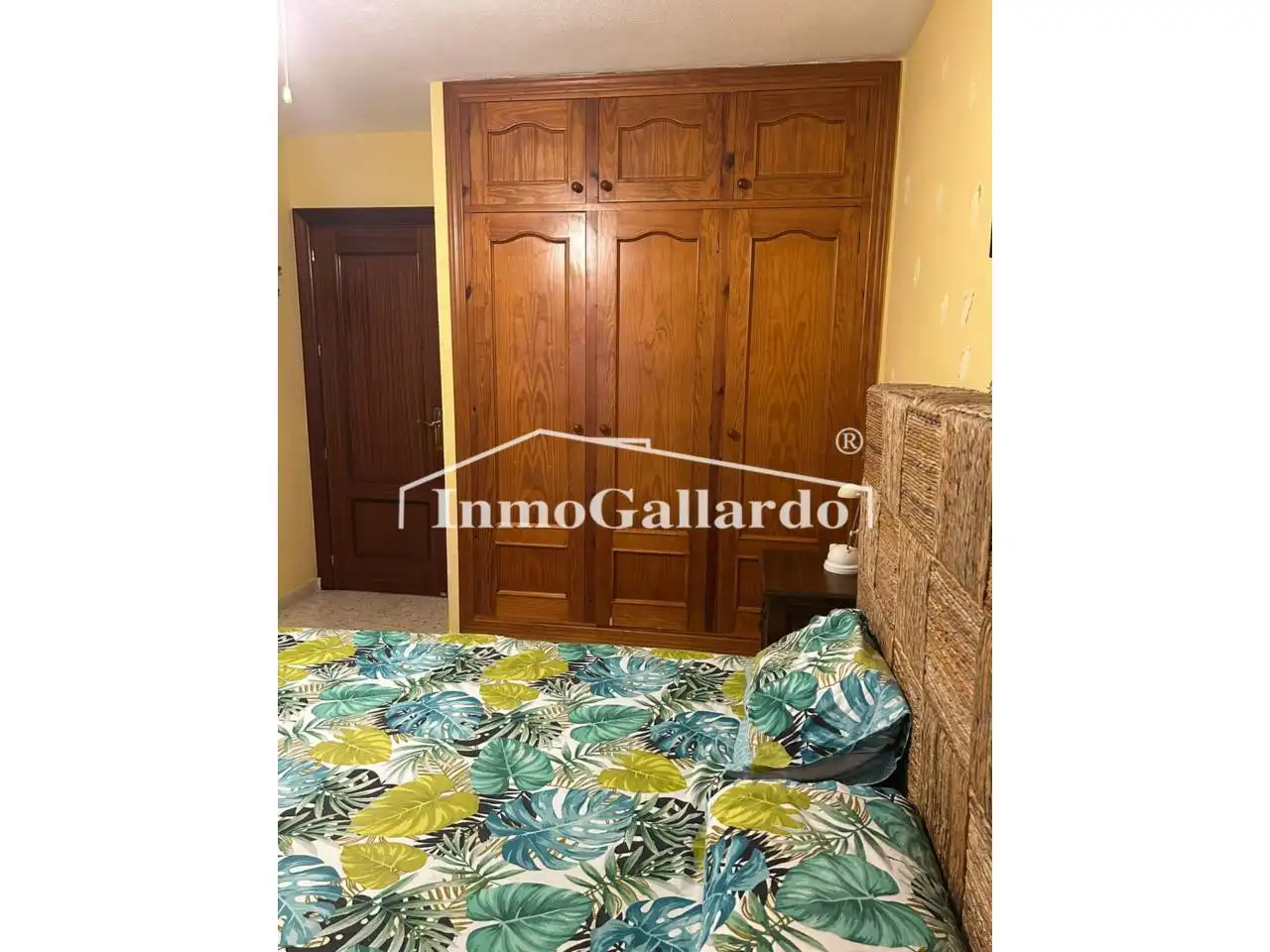 Habitación de Piso en venta en Rincón de la Victoria con Terraza y Piscina comunitaria