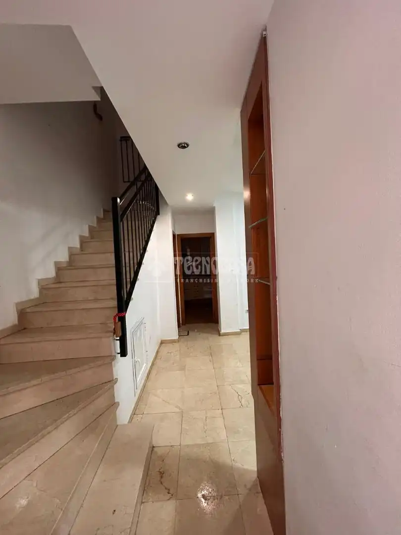 Detached homes for sale in Sevilla  with Terrace
