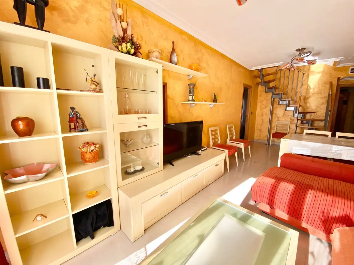 Living room of Attic for rent in Guardamar del Segura  with Air Conditioner, Heating and Furnished