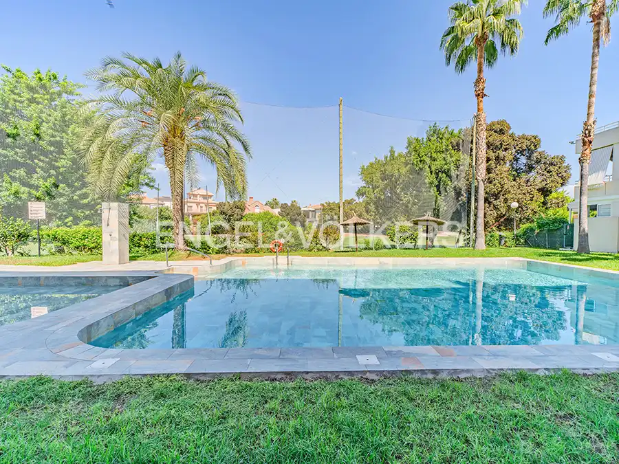 Piscina de Apartament de lloguer en Alicante / Alacant amb Aire condicionat, Moblat i Piscina comunitària