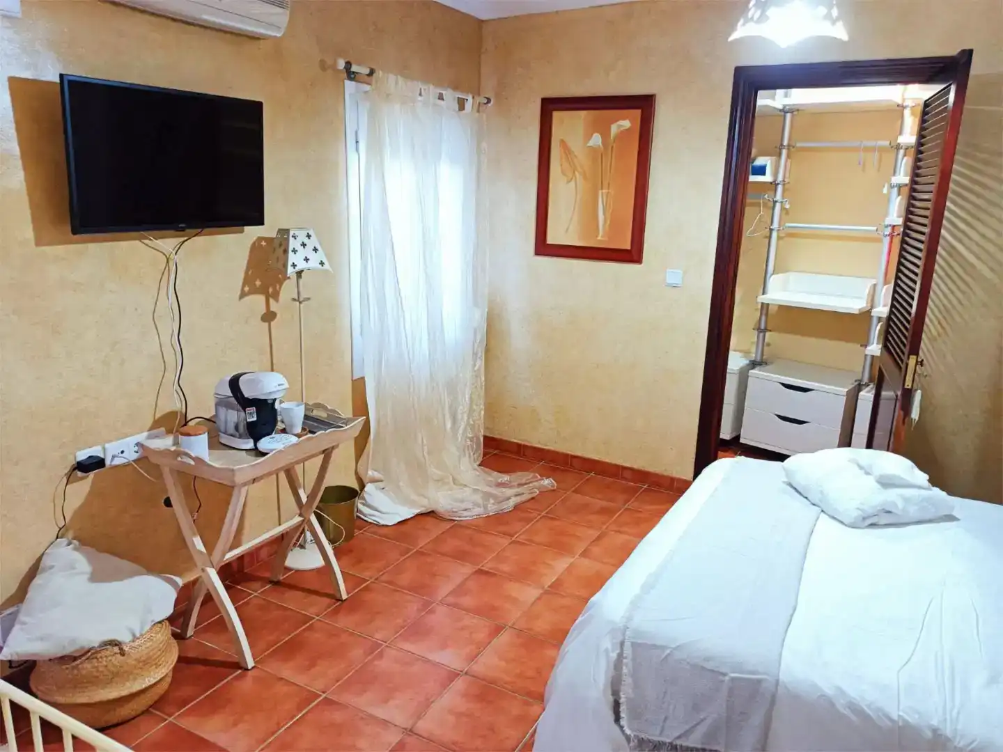 Schlafzimmer von Wohnung zur Miete in Écija mit Klimaanlage und Balkon