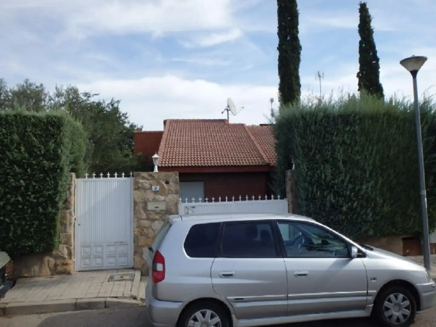 Exterior view of Detached homes for sale in Valdeolmos-Alalpardo