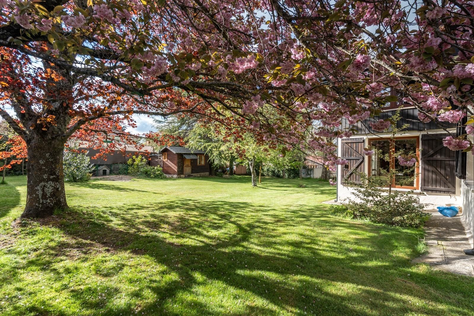 Jardí de Casa o xalet en venda en El Espinar amb Calefacció, Jardí privat i Terrassa