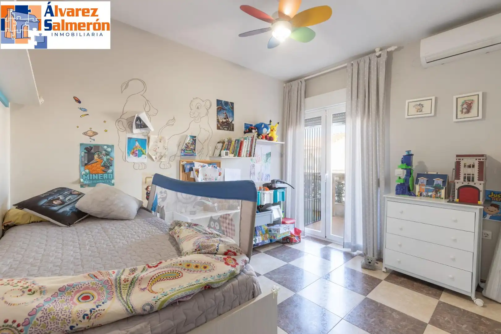 Dormitori de Casa o xalet en venda en Armilla amb Aire condicionat i Terrassa