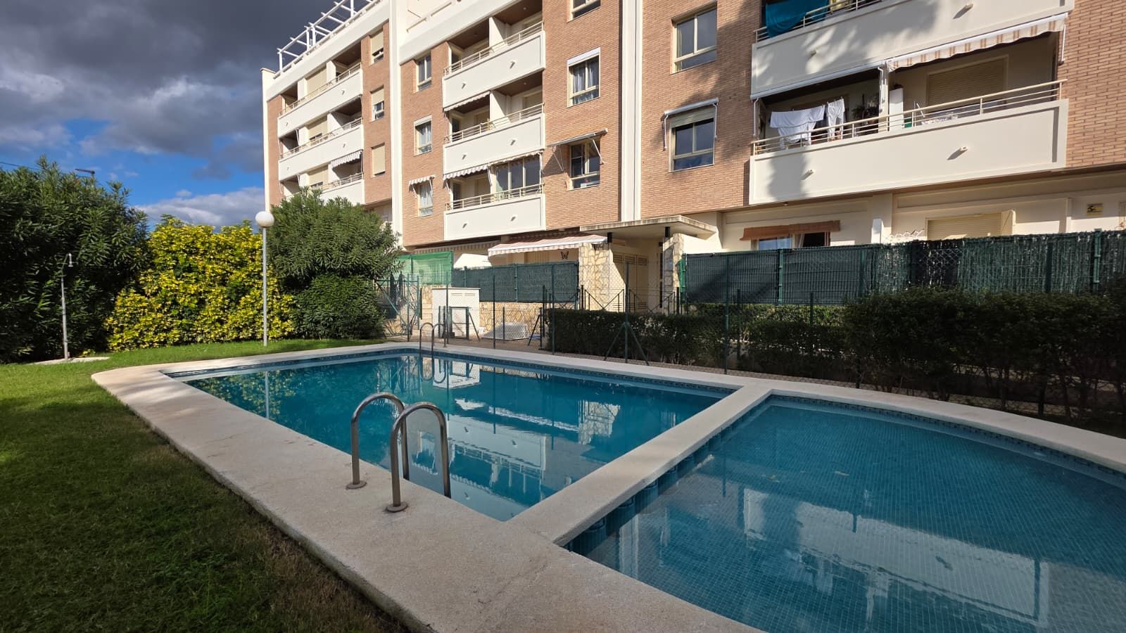Swimming pool of Flat for sale in L'Alfàs del Pi  with Storage room, Swimming Pool and Furnished