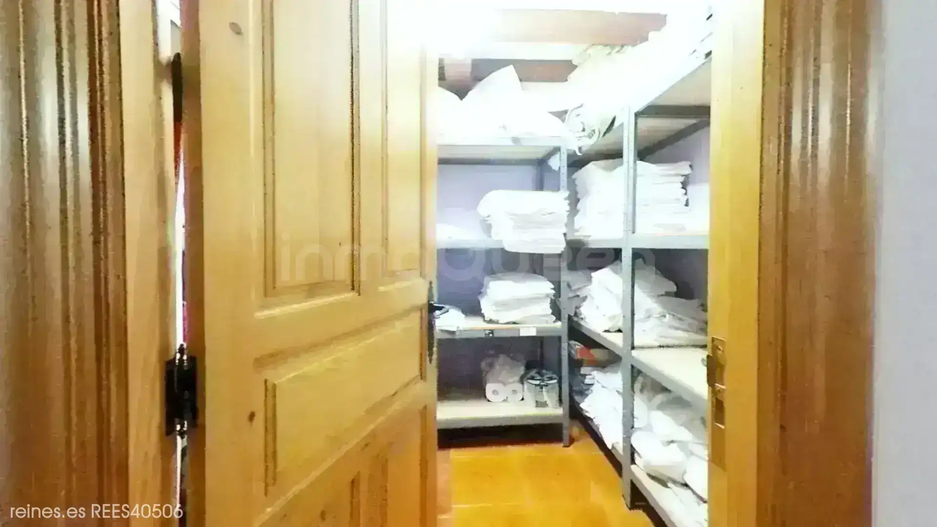 Habitación de Casa o chalet en venta en Val de San Vicente  con Calefacción y Amueblado
