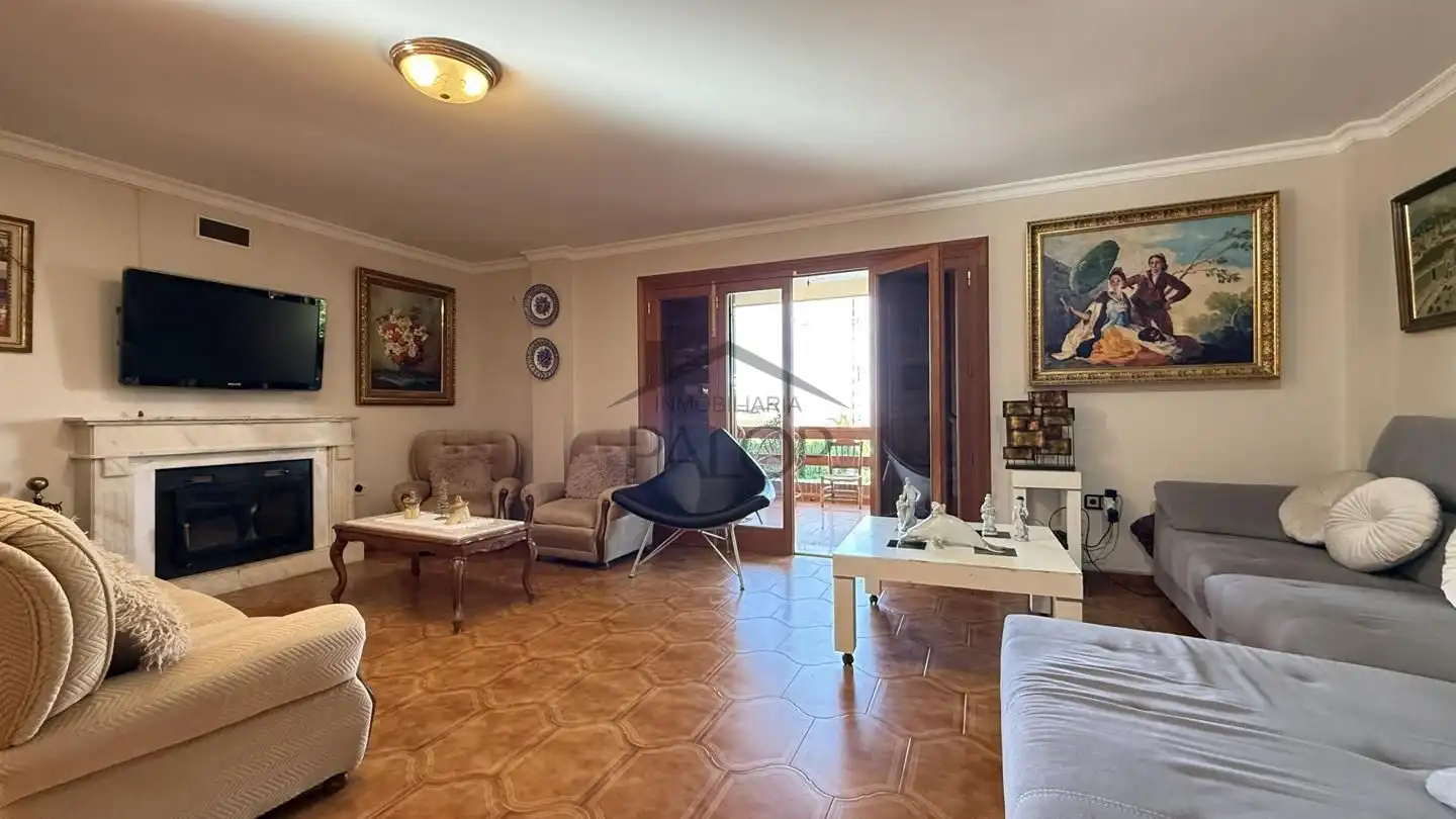 Sala de estar de Casa o chalet en venta en Carcaixent con Terraza y Piscina