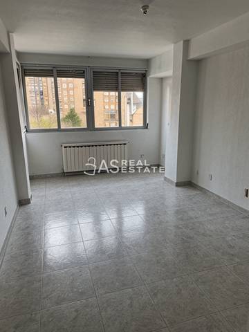 Piso en Venta en Calle De Finisterre en La Paz