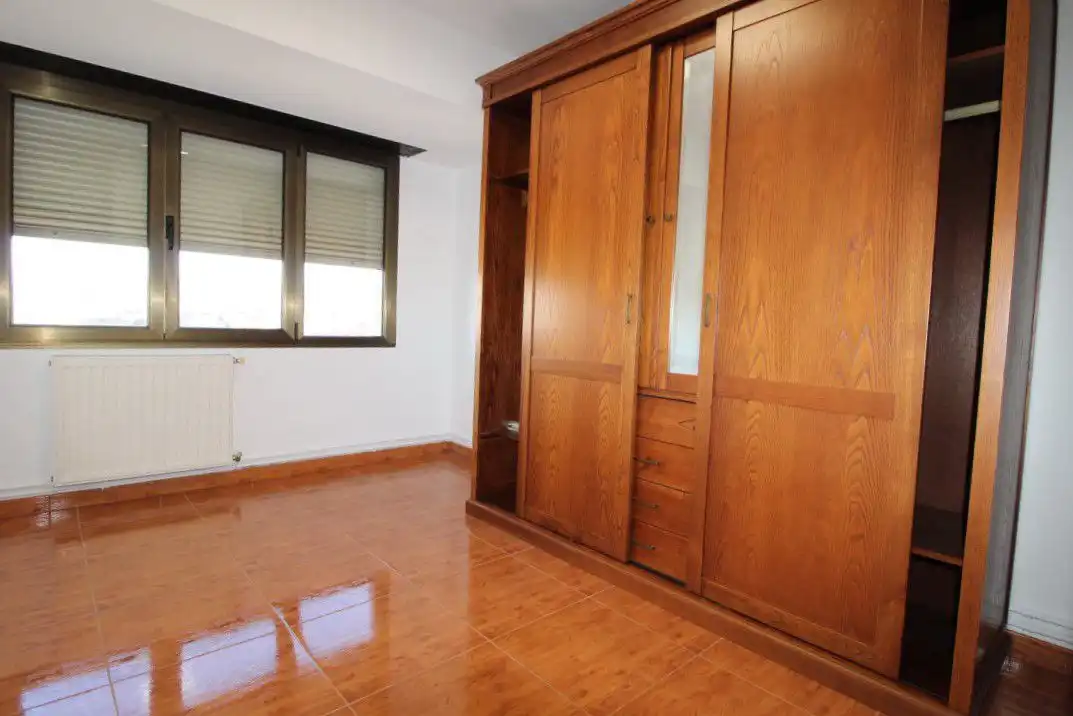 Flat with lift to rent in JERONIMO GONZALEZ, imagen 12