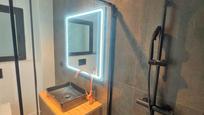 Bathroom of Flat for sale in Alicante / Alacant  with Air Conditioner and Balcony