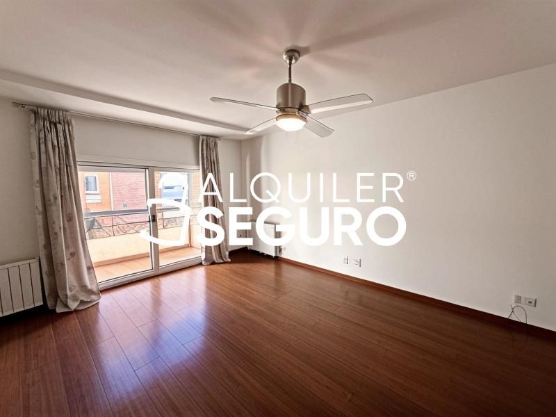 Pis de lloguer a de Monterrey, Apóstol Santiago