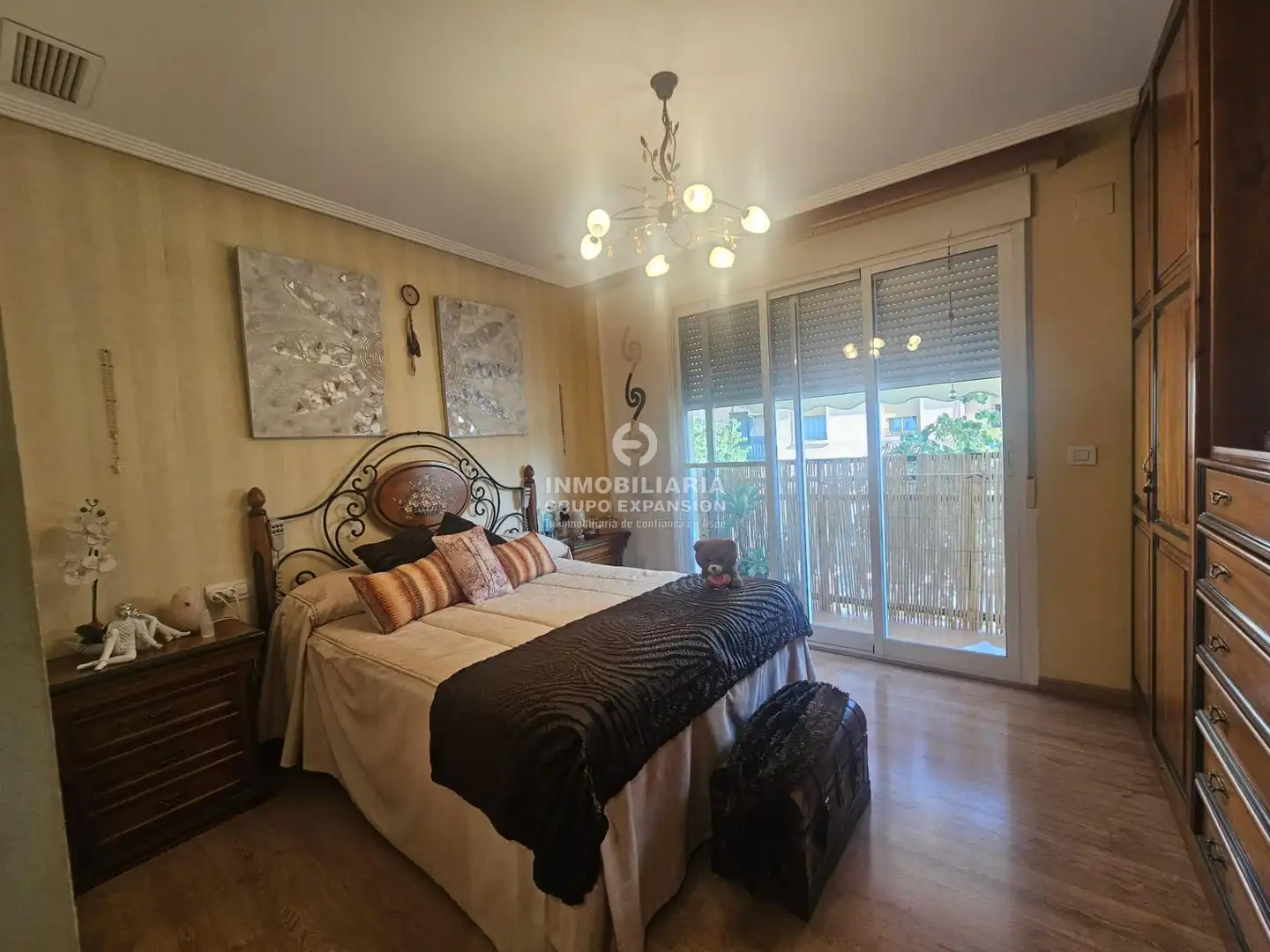 Schlafzimmer von Wohnung zum Verkauf in Aspe mit Klimaanlage, Heizung und Privatgarten