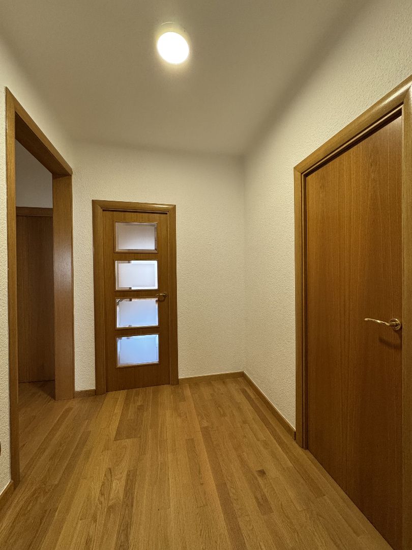 Flat to rent in Carrer de Sèneca, Serra d'en Camaró