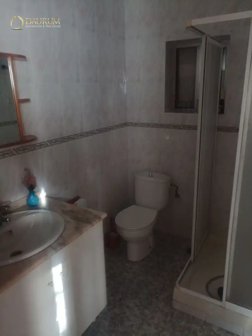 Bany de Casa o xalet en venda en San Vicente del Raspeig / Sant Vicent del Raspeig amb Calefacció, Terrassa i Traster