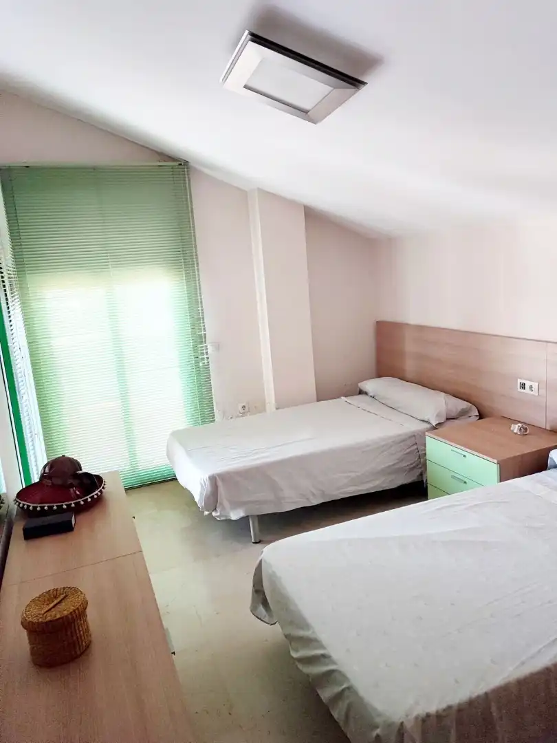 Habitación de Ático en venta en Fuengirola con Aire acondicionado, Terraza y Amueblado