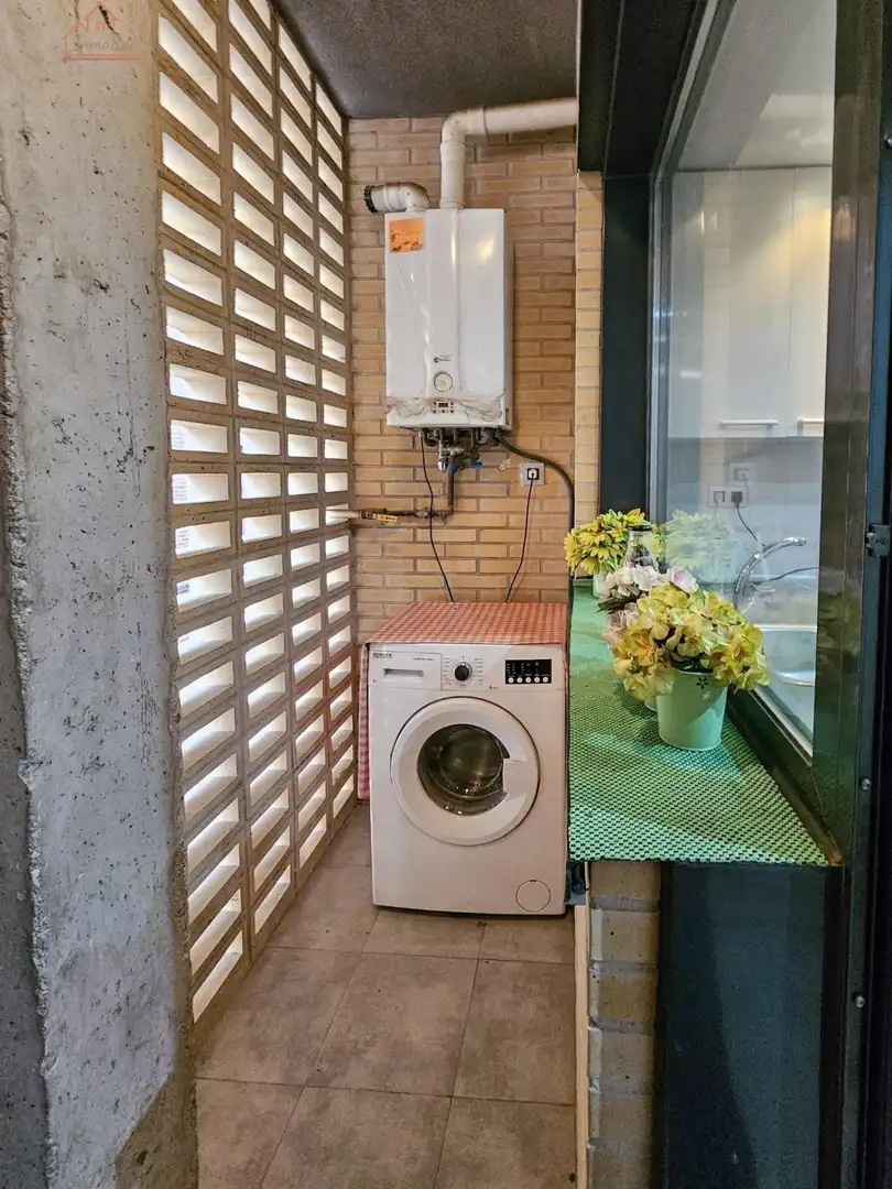Piso con terraza en venta en Calle URGEL, imagen 7