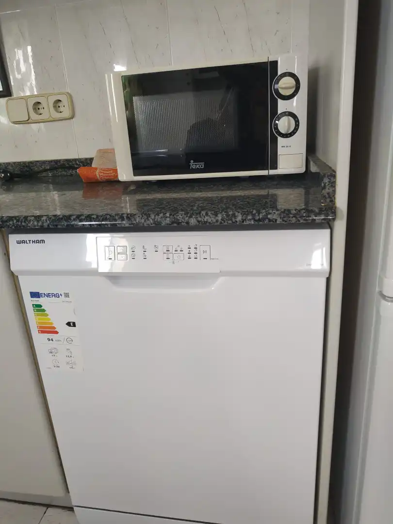Cocina de Piso de alquiler en Valencia con Amueblado, Horno y Lavadora