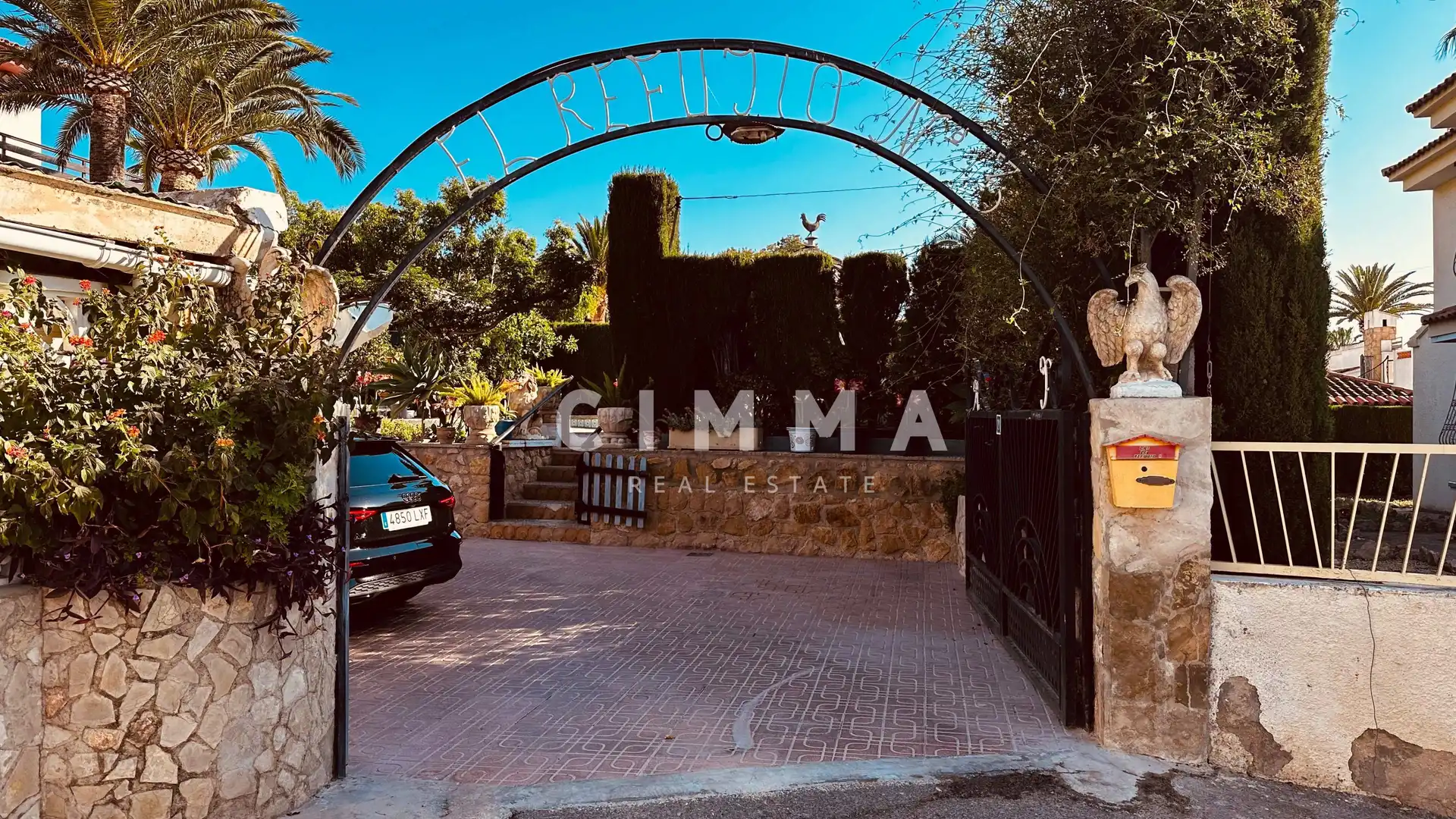 Vista exterior de Casa o chalet en venta en La Nucia con Aire acondicionado, Calefacción y Jardín privado