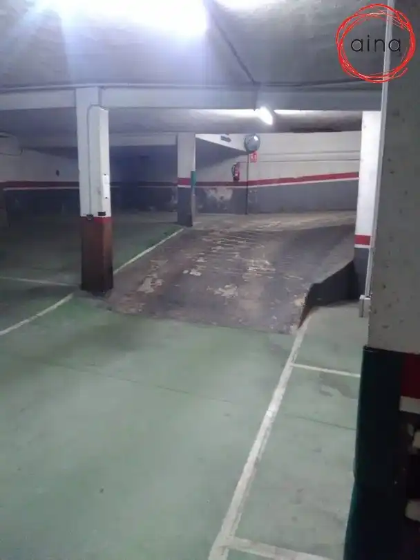 Aparcament de Garatge en venda en  Pamplona / Iruña