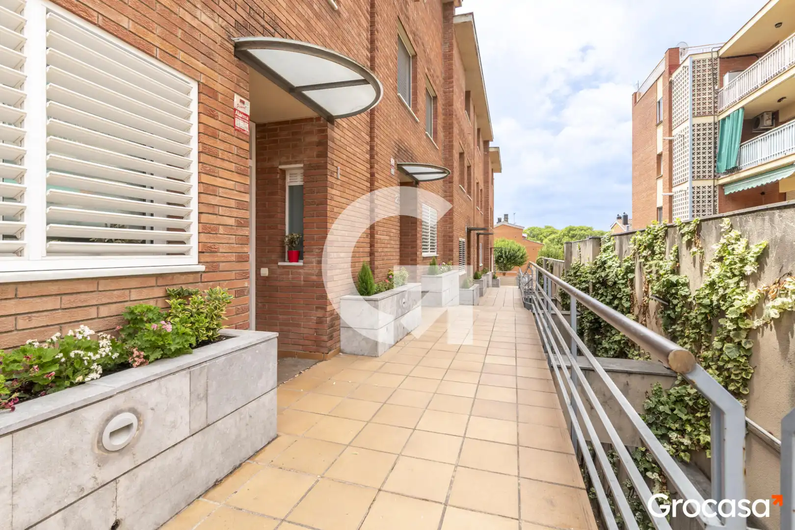 Terraza de Casa adosada en venta en Sant Joan Despí con Aire acondicionado, Calefacción y Terraza