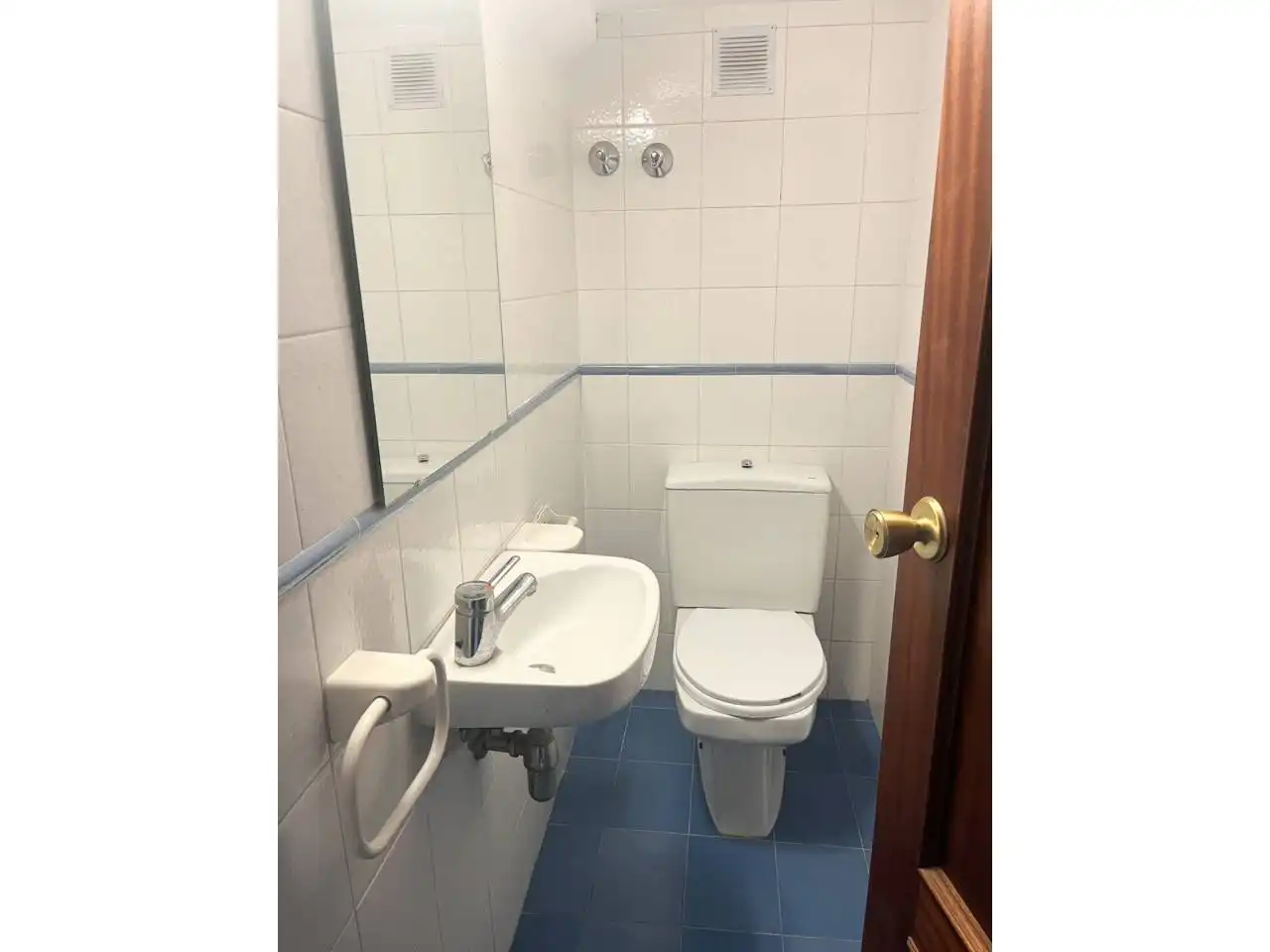 Baño de Casa o chalet en venta en Castell d'Aro, Platja d'Aro i s'Agaró con Calefacción y Terraza