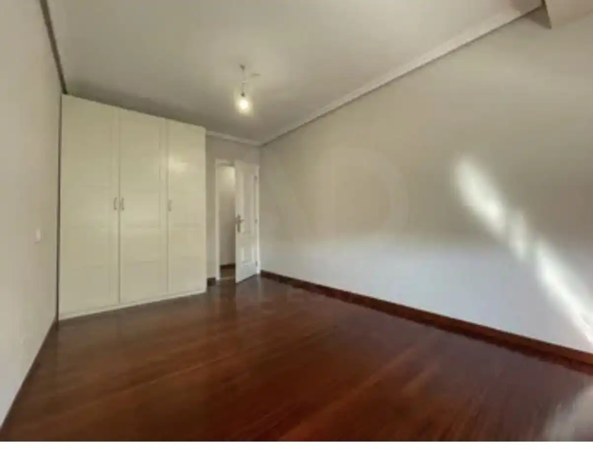 Habitación de Piso en venta en Ferrol con Calefacción y Terraza