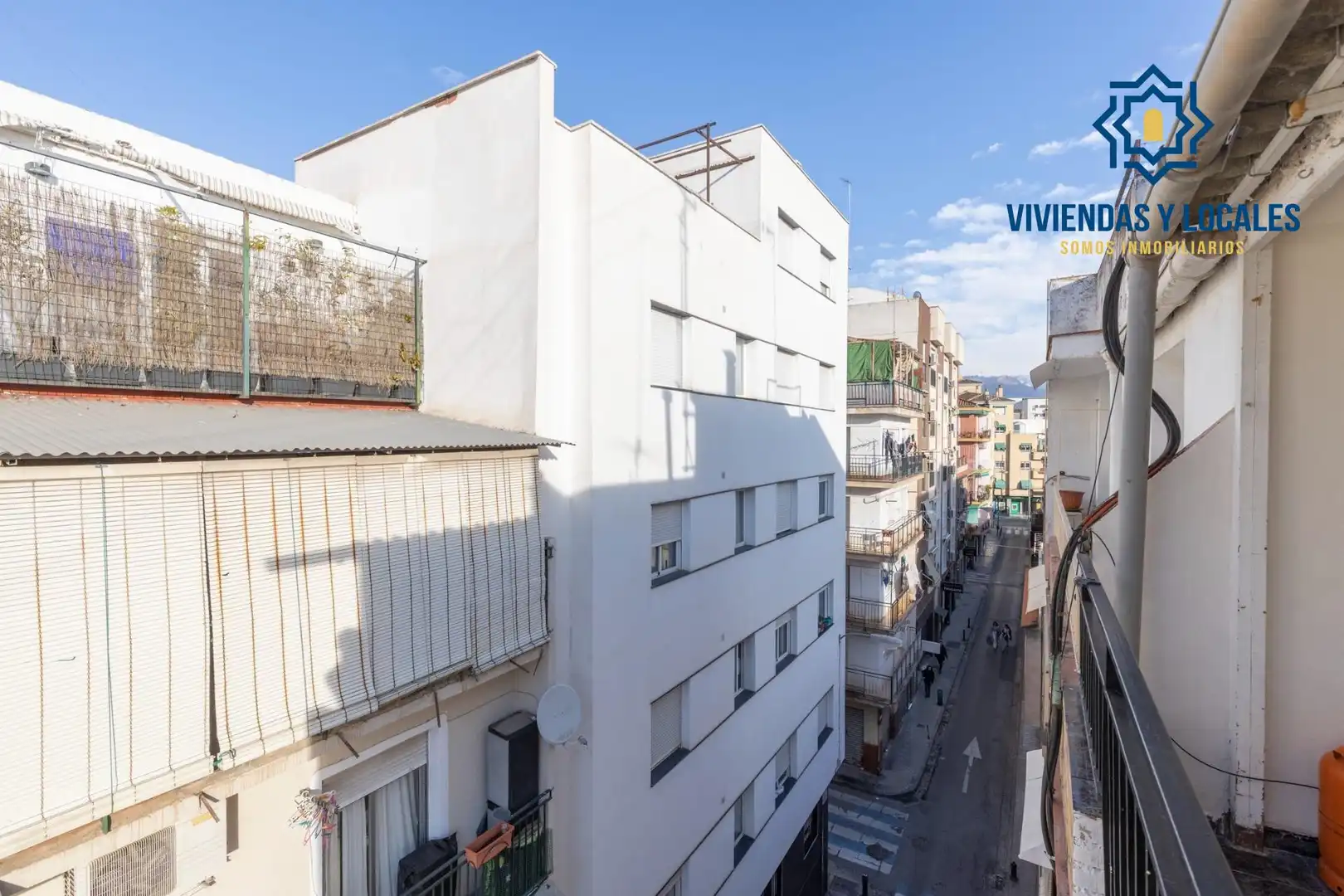 Vista exterior de Piso en venta en Granada con Aire acondicionado, Terraza y Balcón