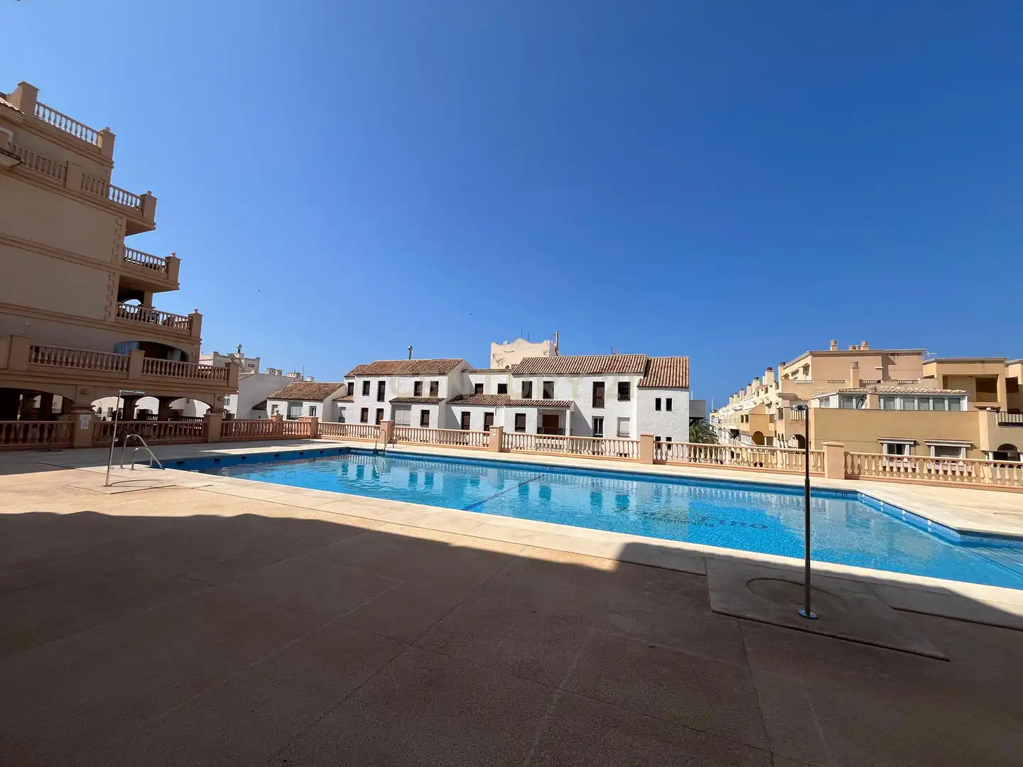 Wohnungen zur Miete in Arquitecto Julian Laguna , 10, Almerimar