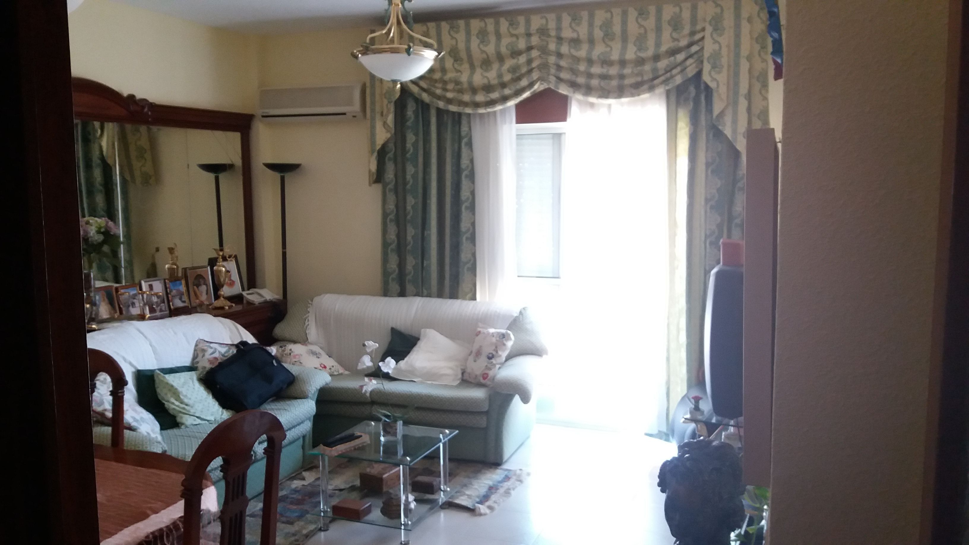 Sala d'estar de Pis en venda en Aliseda amb Aire condicionat