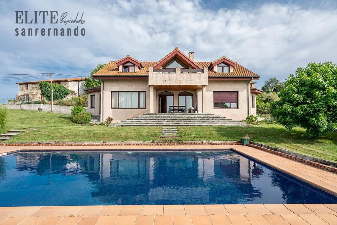 Vista exterior de Casa o xalet en venda en Ribamontán al Mar amb Calefacció, Jardí privat i Terrassa