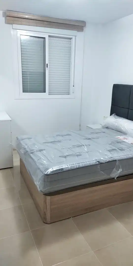 Habitación de Edificio en venta en Melilla