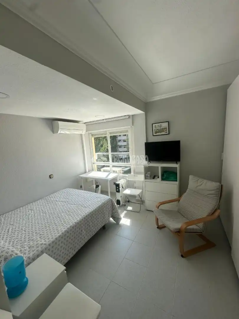 Habitación de Estudio de alquiler en Madrid con Aire acondicionado