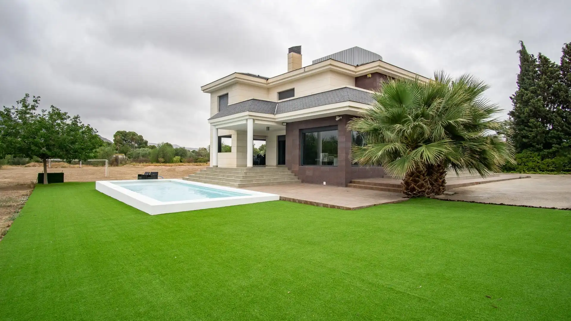 Houses for rent in Elda, Alicante